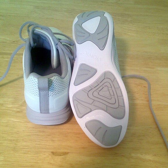 Vionic JoJo Sneakers  - Picture 4 of 4